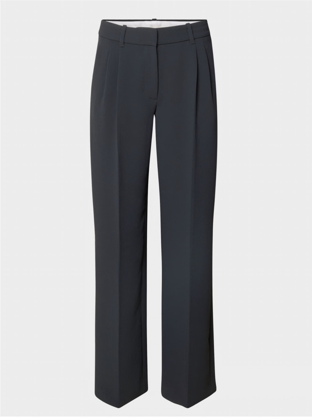 WILFRED • Aritzia The Effortless Pant - Crepette Black - size 6